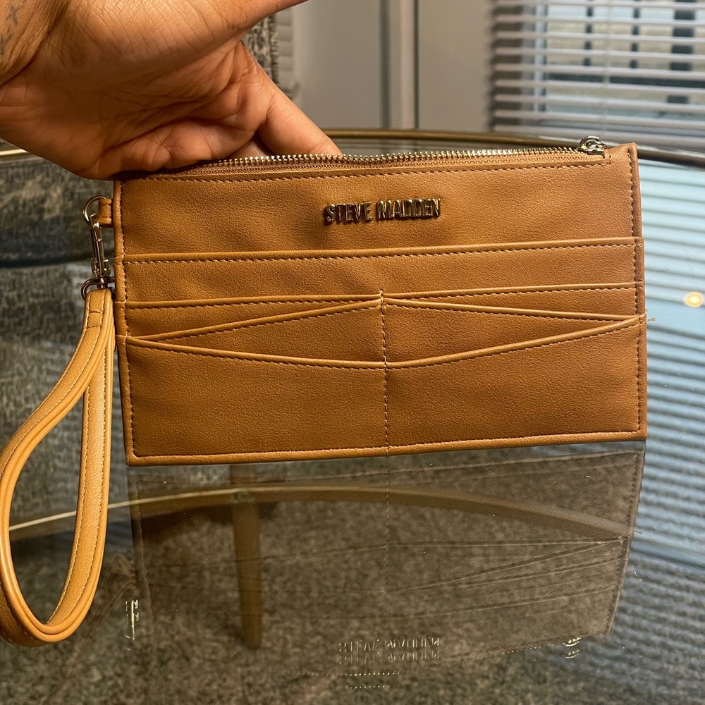 Brand New Steve Madden wristlet